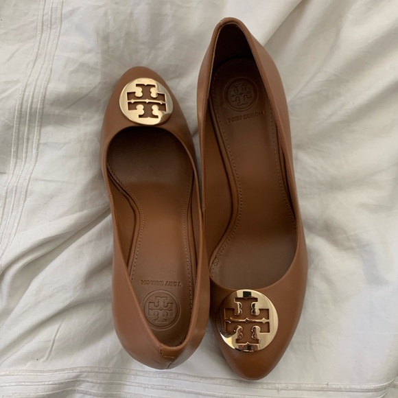 Shoes - Tory Burch Chelsea Wedge